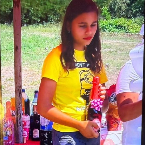 Dispariția unei adolescente din Ilba, în vârstă de 15 ani, căutată de poliție