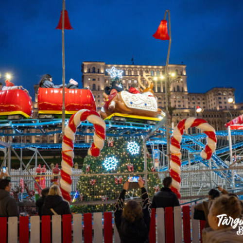 Legendele fotbalului românesc participă la un eveniment caritabil în Piața Constituției