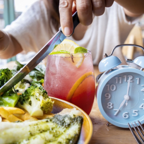 Postul intermitent: cum poate fi aplicat corect și cine trebuie să fie precaut