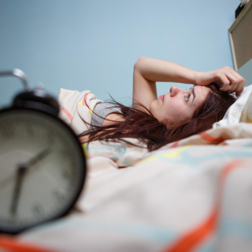 Somnul sub șapte ore pe noapte scurtează speranța de viață în SUA