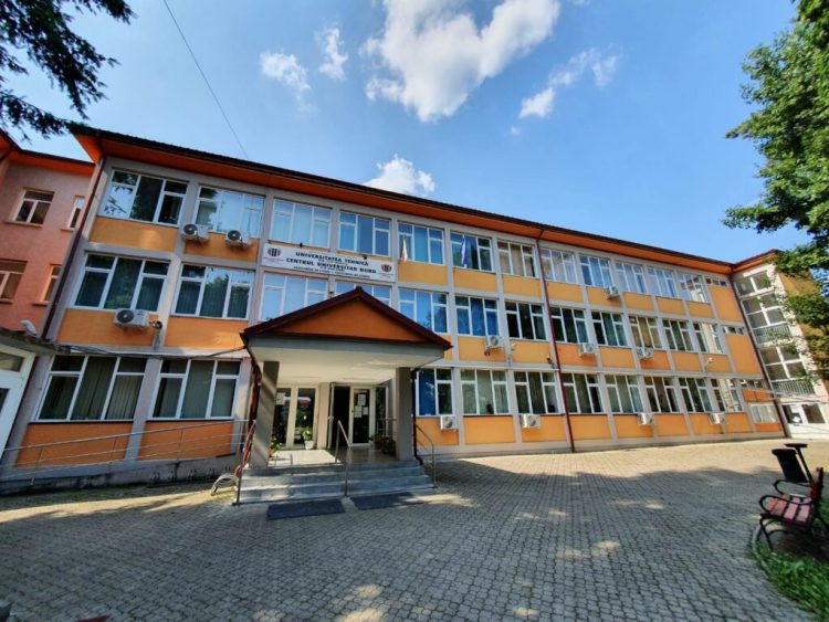 Workshop la UTCN Baia Mare despre impactul inteligenței artificiale în filologie