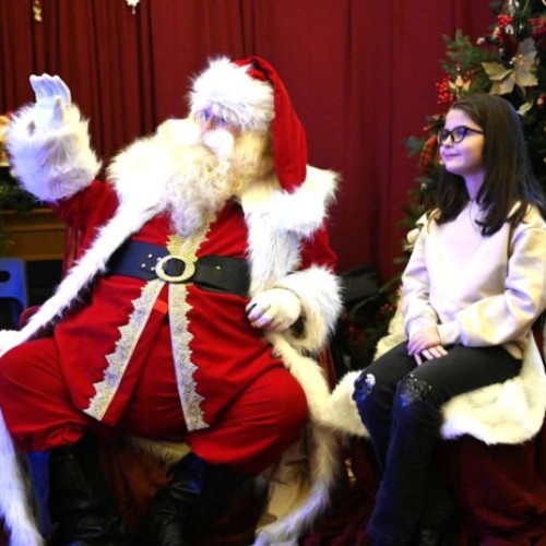 Atelierul lui Moș Crăciun deschis la West Side Christmas Market pentru copii