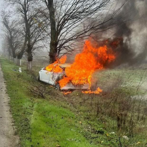Tânăr de 19 ani a murit într-un accident cu incendiu pe DN 65 în Olt