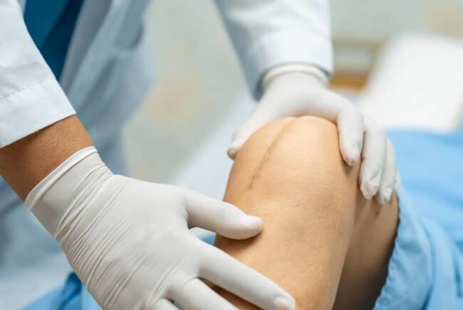 Recuperarea medicală crește șansele de revenire la mobilitate după intervenții chirurgicale ortopedice