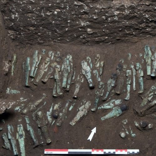 Identitatea faraonului Shoshenq al III-lea, confirmată prin 225 de figurine funerare