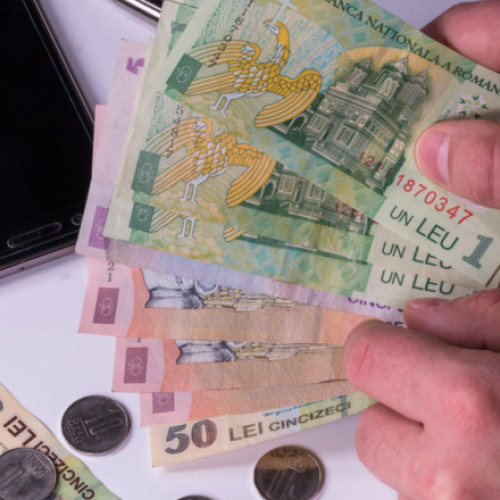 Numărul pensionarilor crește ușor în trimestrul III 2025, pensia medie avansând