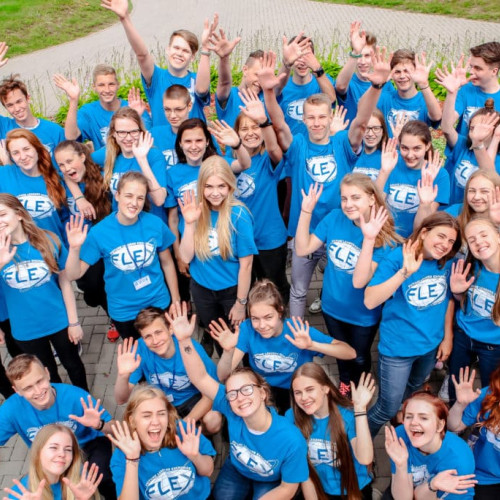 Programul de burse FLEX revine în România pentru anul academic 2026–2027