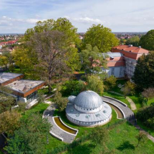 Istoricul Adrian Cioroianu și scriitorul Claudiu Arieșan vor discuta despre sărbătorile timișorene de acum un secol
