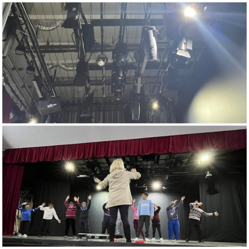 Peste 70 de copii și tineri se pregătesc pentru spectacolul de Crăciun la Giurgiu