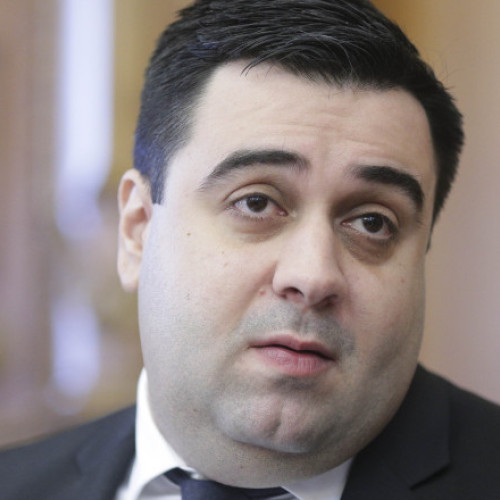 DNA face percheziții la fostul ministru Răzvan Cuc și la directorul Registrului Auto Român