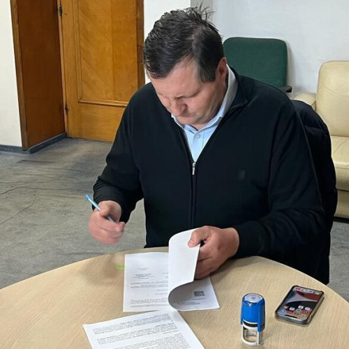 Dan Oloeriu contestă în instanță încetarea mandatului său de primar în Flămânzi