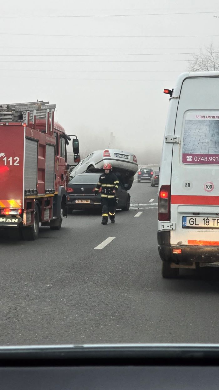 Accident rutier pe digul Galați-Brăila afectează traficul marți dimineață