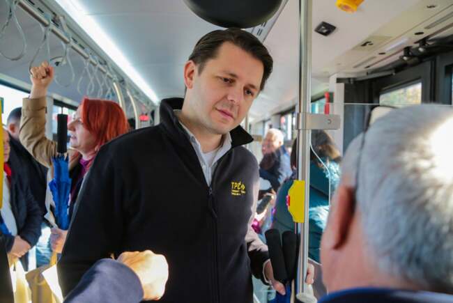 Viceprimarul Ruben Lațcău discută despre adaptarea transportului public în zona Giroc