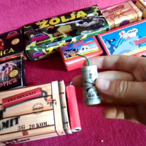 Poliția confiscă peste 600 de articole pirotehnice ilegale la Gura Humorului