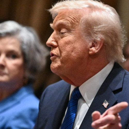 Donald Trump și echipa sa susțin public șefa cabinetului, Susie Wiles, după interviul controversat