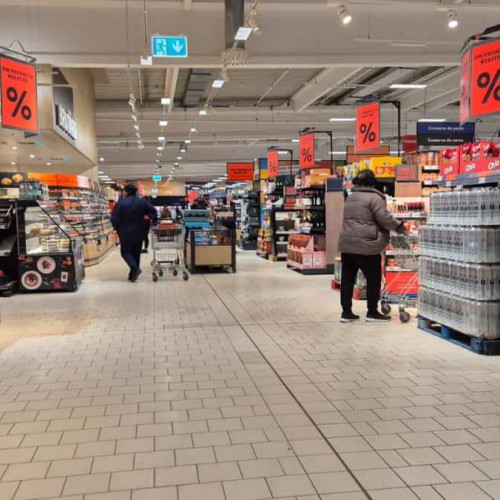 Comercianții români propun dublarea datelor de valabilitate pe produsele alimentare