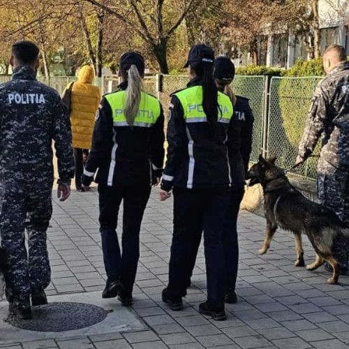 Polițiștii din Alba au discutat cu elevii despre riscurile consumului de substanțe interzise