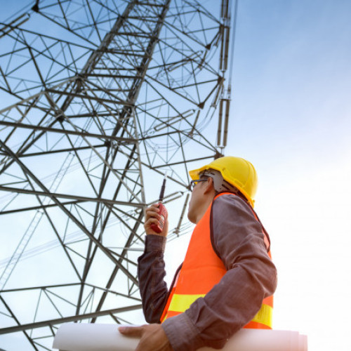 ANRE propune majorări la tarifele de transport și distribuție a energiei electrice în aproape toată țara pentru 2026