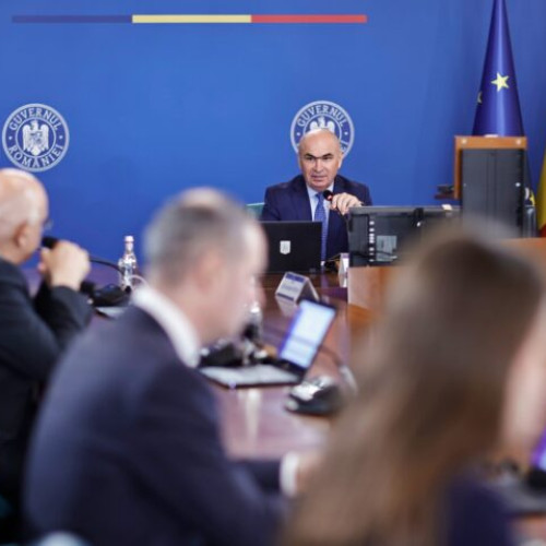 Guvernul acordă sprijin financiar absolvenţilor cu media 10 la examenele naţionale din 2025