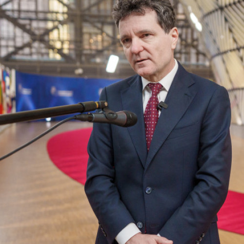 Președintele Nicușor Dan confirmă consultările USR pentru numirile la Apărare și Economie