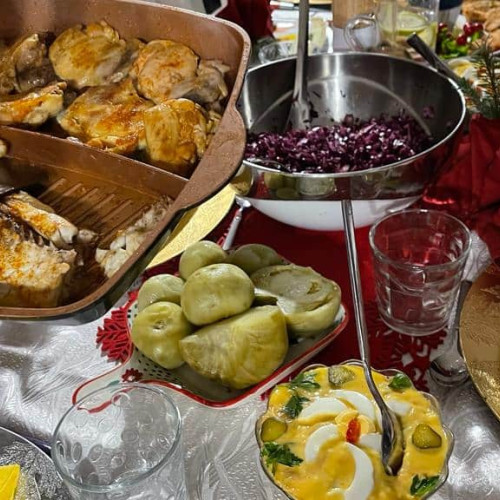 Excesele de sărbători cresc riscul problemelor medicale acute, avertizează specialiștii