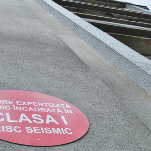 Guvernul impune înscrierea clasei de risc seismic în cartea funciară pentru imobile