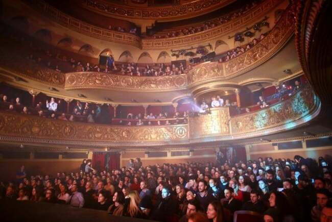 Teatrul Național Timișoara sărbătorește 20 de ani de excelență sub conducerea Adei Hausvater