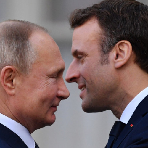 Emmanuel Macron cere un dialog european cu Vladimir Putin pentru soluționarea conflictului din Ucraina