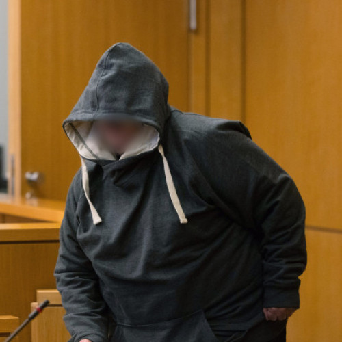 Bărbat condamnat la 8 ani și jumătate pentru viol și distribuirea online a abuzurilor asupra soției