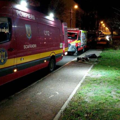 Pompierii au salvat o persoană căzută în râul Bega lângă podul de pe strada Dragalina