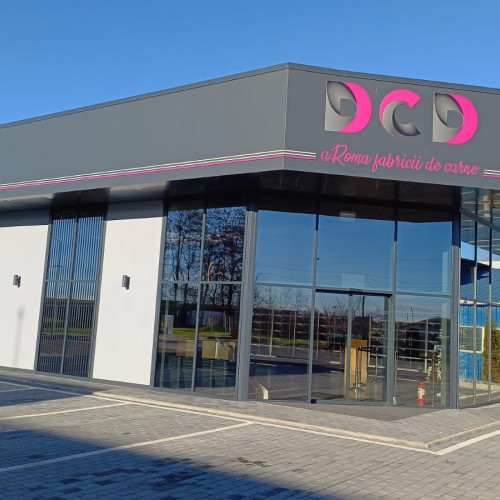 Doly-Com Distribuţie anunță program special pentru magazinul aRoma și benzinărie de sărbători