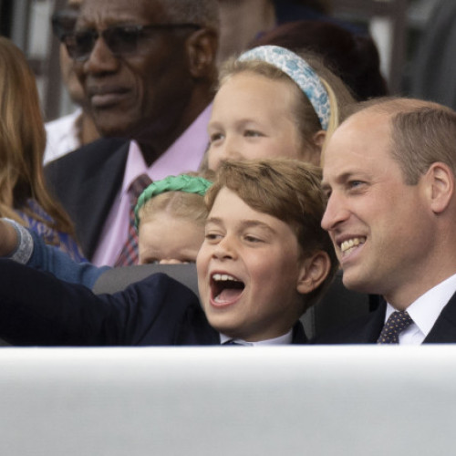 Prințul William și fiul său au gătit pentru persoanele fără adăpost la o organizație caritabilă din Londra