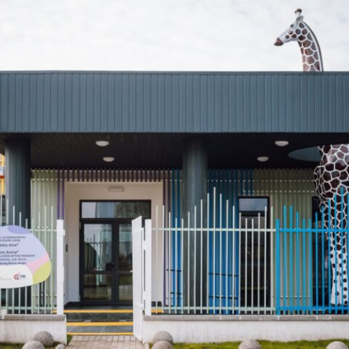 Ministrul Cseke Attila inaugurează o creșă nouă în comuna Fântânele din Mureș