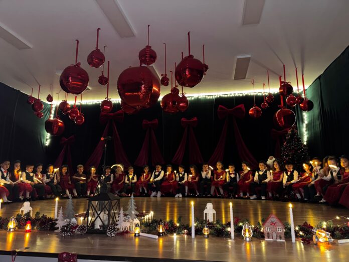 Comunitatea din Cernica sărbătorește iarna cu colinde și poezii la Bălăceanca