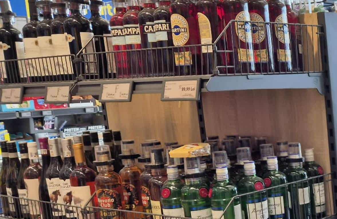 Producătorii de băuturi alcoolice cer Guvernului să oprească creșterea accizelor în 2026