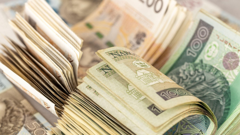 Tribunalul din Varșovia condamnă fostul director SKOK Wołomin pentru spălare de bani