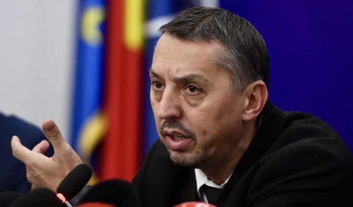 Ministrul Daniel David demisionează din fruntea Ministerului Educației și Cercetării