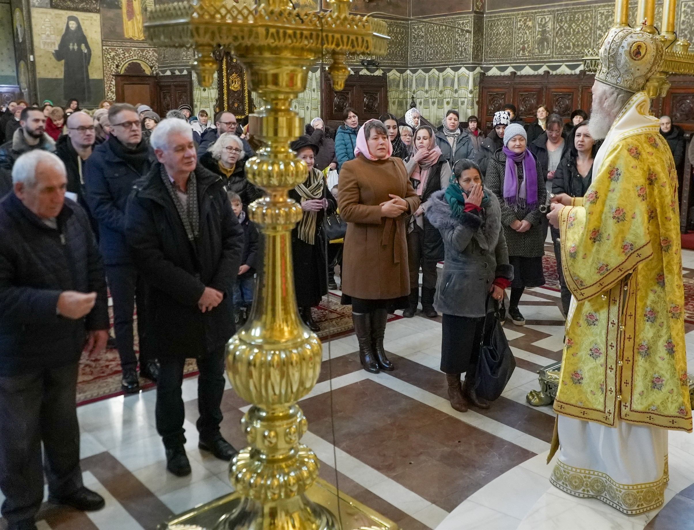 Arhiepiscopul Casian a săvârșit Sfânta Liturghie de dinaintea Crăciunului la Galați