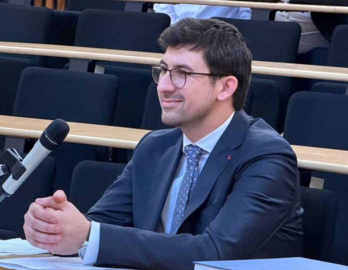 Avocatul Cătălin Boacnă primește doctoratul cu cea mai bună notă la Universitatea Bordeaux