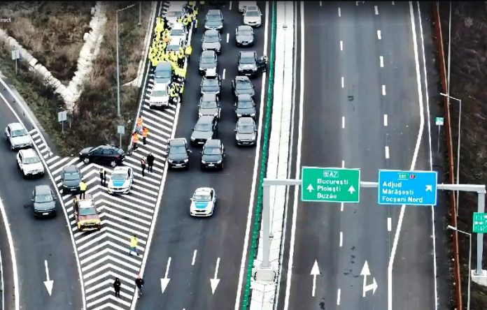 Autostrada A7 conectează Bucureștiul de Adjud pentru trafic continuu