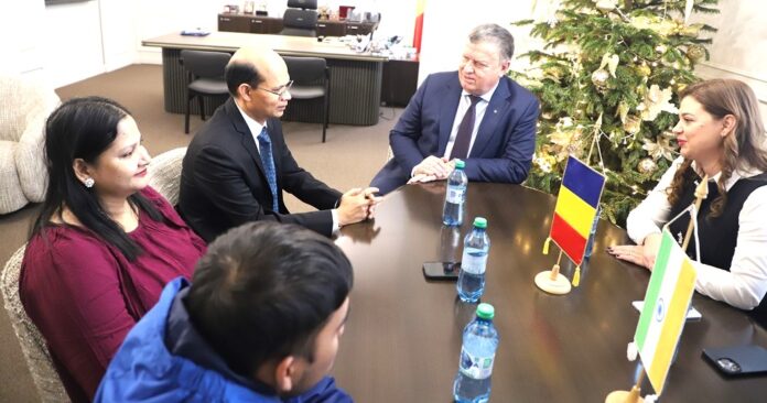 Diplomați internaționali vizitează Râmnicu Vâlcea pentru discuții importante