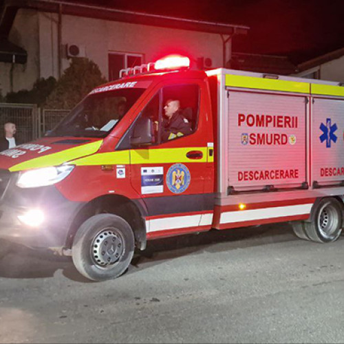 Pompierii intervin pentru un miros de gaz la un bloc de pe bulevardul Alexandru Lăpușneanu