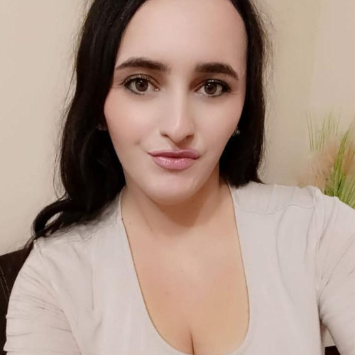 Poliția din Adjud caută o tânără dispărută în ajunul Crăciunului