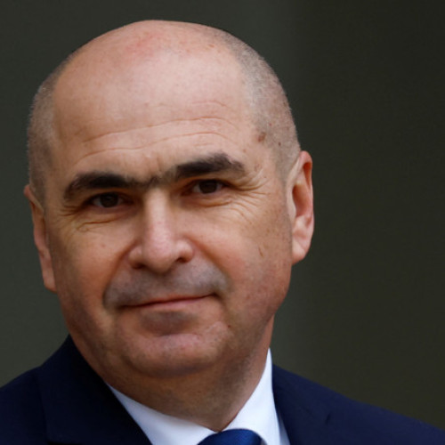 Premierul Ilie Bolojan urează românilor un viitor mai bun de Crăciun