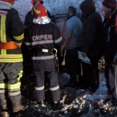 Femeie rănită într-un accident rutier în Ajun de Crăciun în județul Suceava