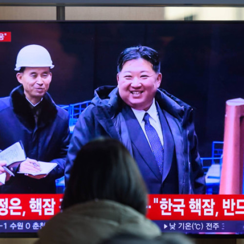 Kim Jong-un inspectează un submarin nuclear aproape finalizat în Coreea de Nord